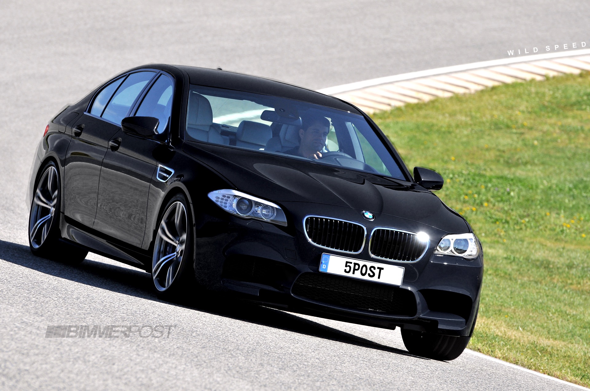 Tableau BMW M5 F10 noire • Tabloide