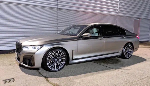 2020 BMW 7 Series LCI Overview and Video Reviews