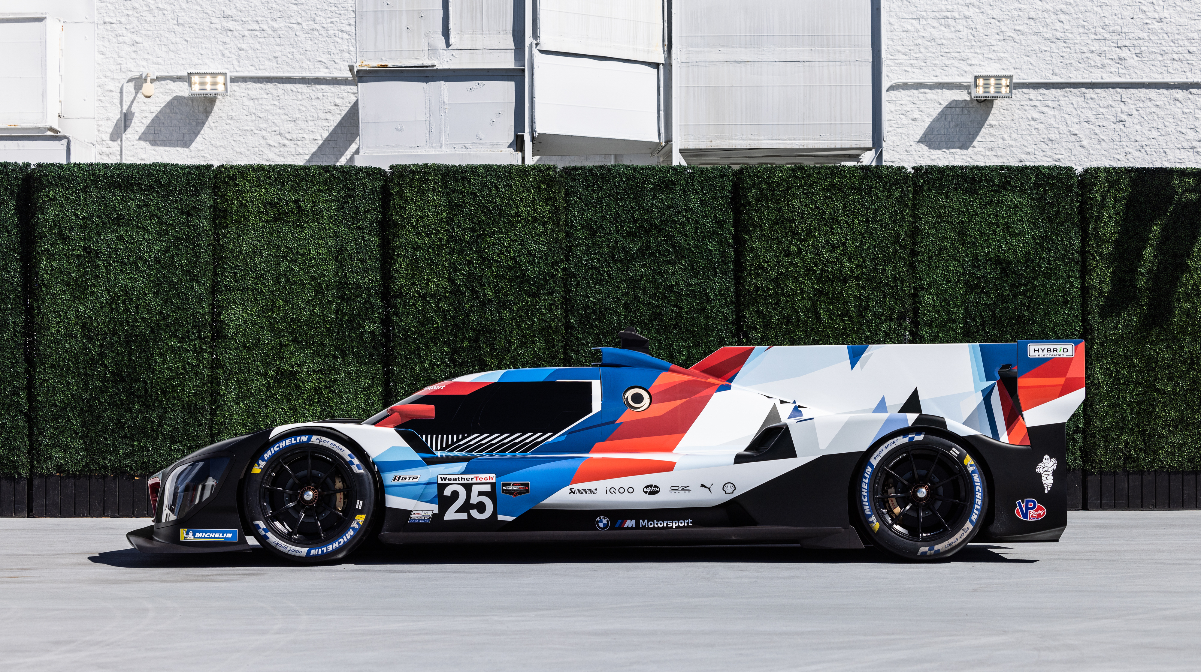 BMW M Hybrid V8 unveiled in race livery and gets IMSA drivers lineup